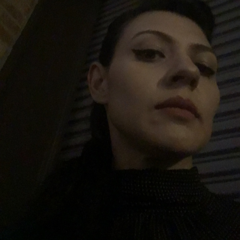 Meet your Posher, Odd